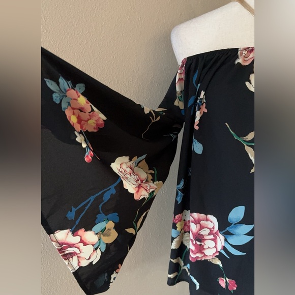 Peach Love floral print off the shoulder blouse - Picture 4 of 6